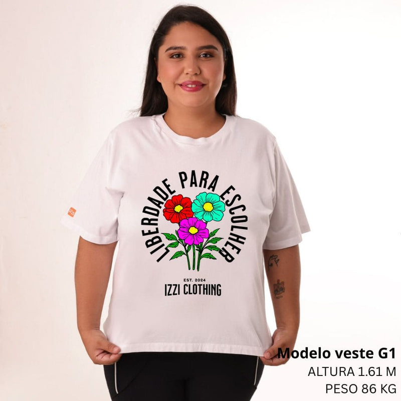 Camiseta Feminina Plus Size Premium Branca Flores