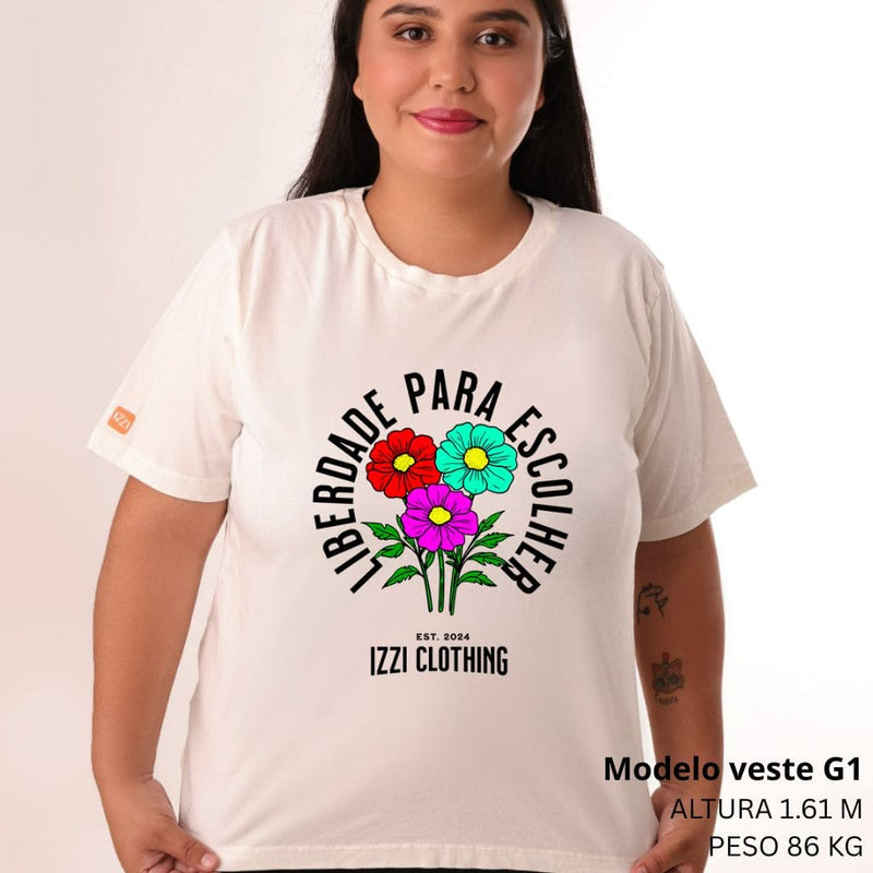 Camiseta Feminina Plus Size Premium Off White Flores